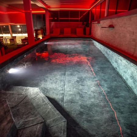 Ninfea Wellness & Spa Residence Каорле Екстериор снимка
