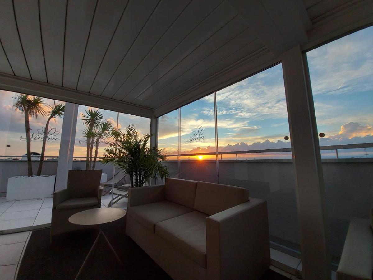 Ninfea Wellness & Spa Residence Каорле Екстериор снимка